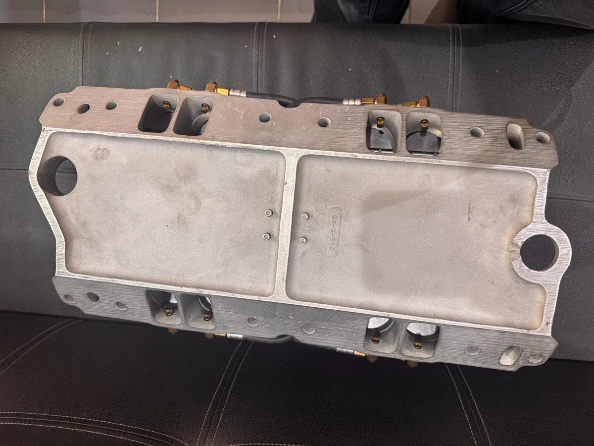 hilborn intake manifold